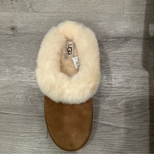 UGG Women's Tan and Cream Slippers